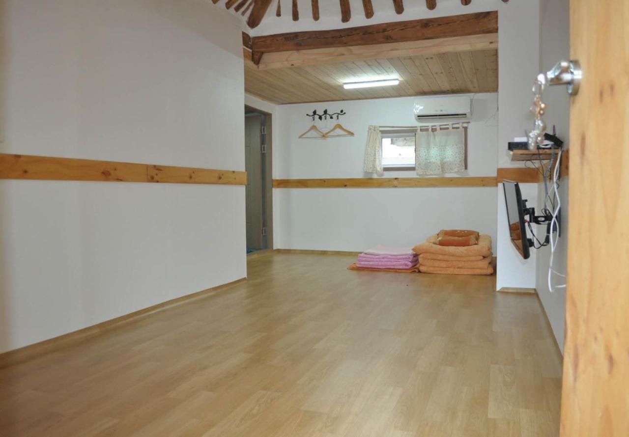 Jeonju Tosarang Guesthouse Extérieur photo