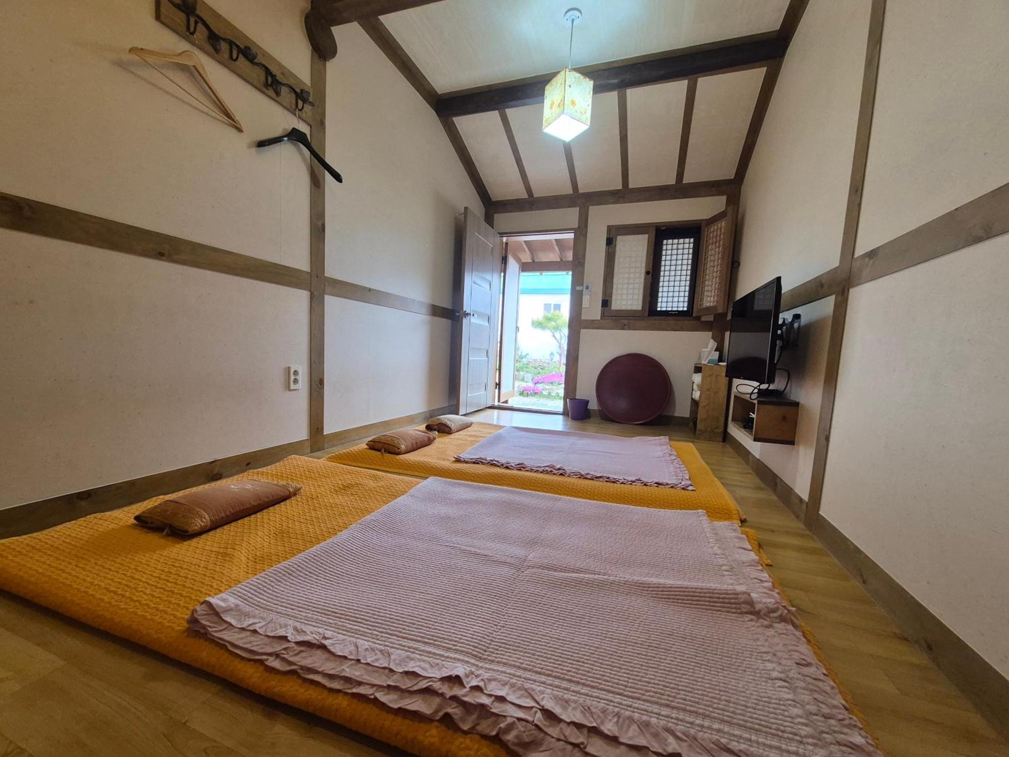 Jeonju Tosarang Guesthouse Chambre photo